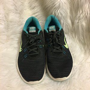 nike flex training shoes